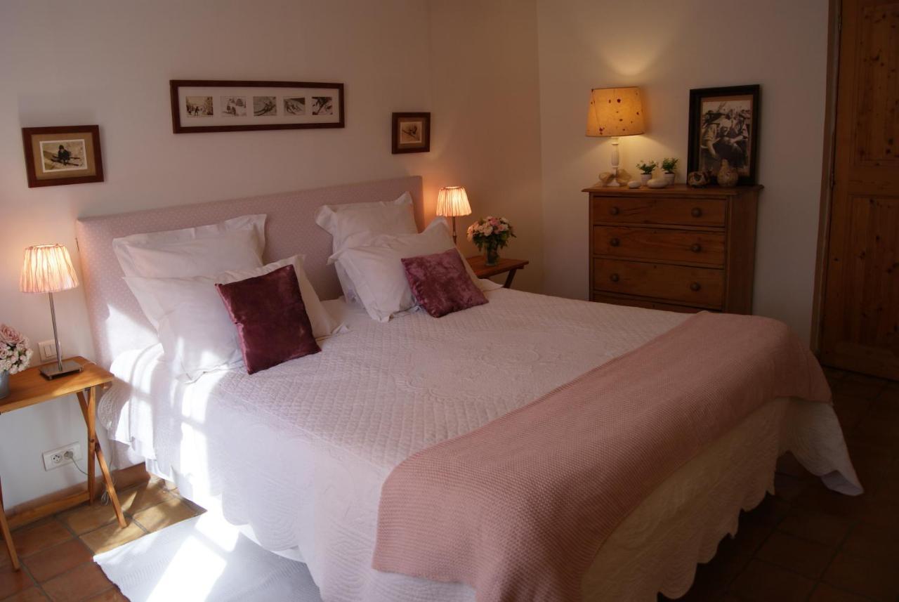 La Ferme De Gigognan Bed & Breakfast Avignon Eksteriør bilde