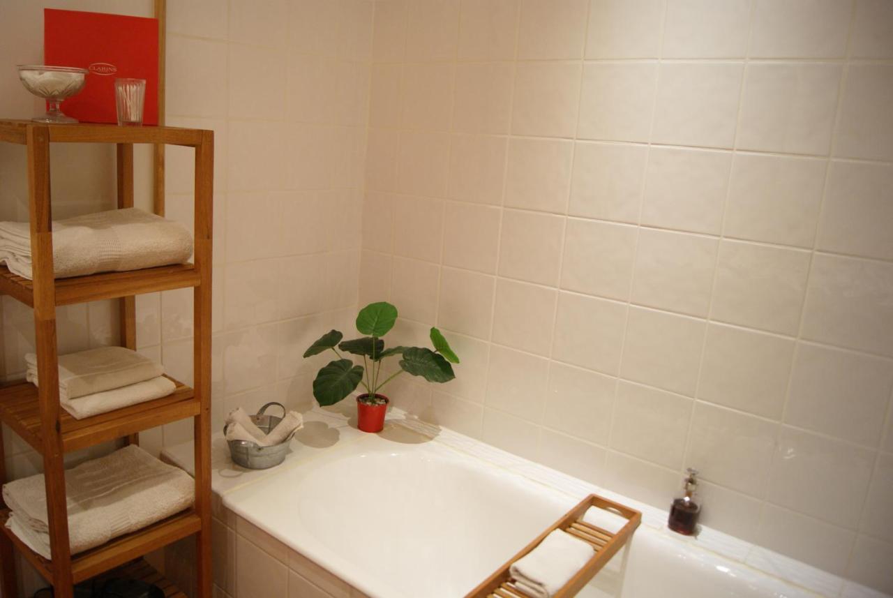 La Ferme De Gigognan Bed & Breakfast Avignon Eksteriør bilde